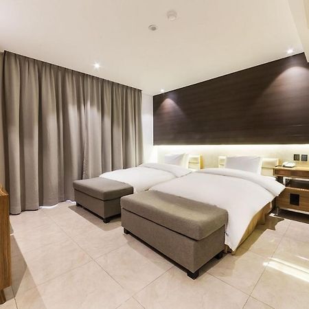 Incheon International Airport Golden Boutique Hotel Bagian luar foto